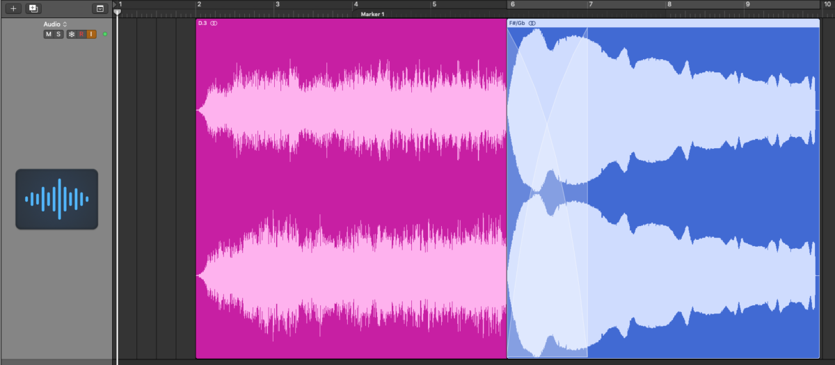 Cross Fade of Two Audio Clips in Logic